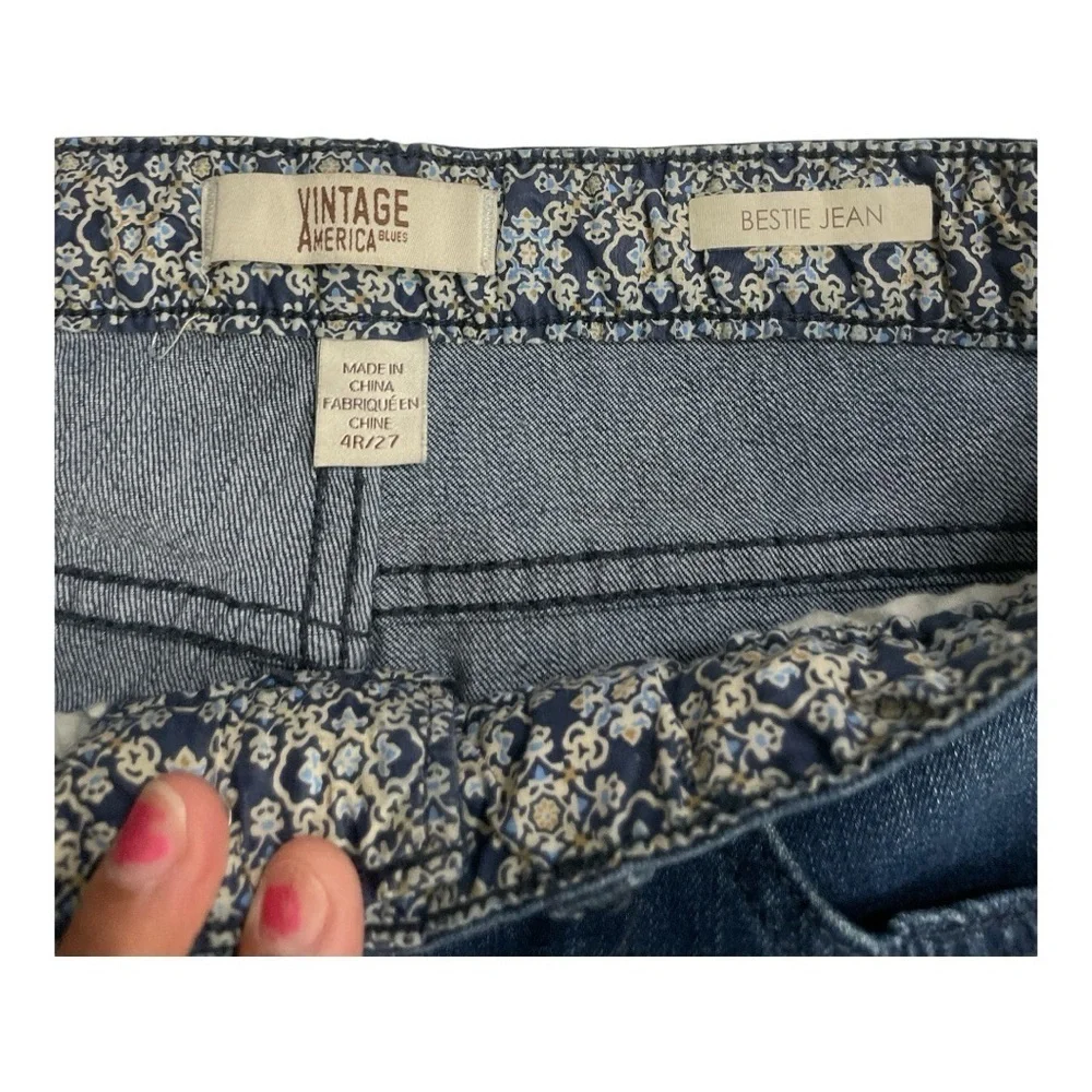 Vintage America Blues Women's Bestie Jeans Boho Embroidered Stretch Size 4R (27)